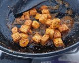 A picture of step 3 of Paneer cashew capsicum in curd based gravy.