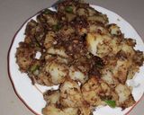 A picture of step 3 of Masala aloo.