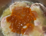 Foto del paso 5 de la receta: Chuletas de cerdo (en la olla exprés) con patatas