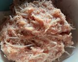 รูปขั้นตอนการทำที่ 2 ของ หมูสับวุ้นเส้นทอดกรอบ