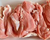 Hình bước làm 1 của món Món Pháp Blanquette De Veau - Thịt Bê Hầm Cà Rốt Nấm Phủ Sốt Bơ Trứng
