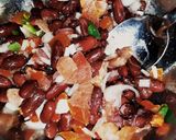 Foto del paso 3 de la receta: Cornalitos Con Ensalada De Porotos Rojos
