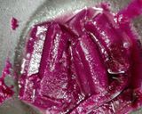 A picture of step 1 of Chia Dra-Ja vu parfait.