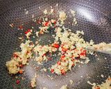 Hình bước làm 2 của món Thịt bò xào lá cách