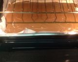 Foto del paso 5 de la receta: Pastel cremoso de dos chocolates y caramelo