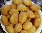 A picture of step 2 of Sev Puri.