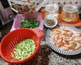 A picture of step 1 of Spaghetti with Zucchini, Basil, Pistachio Pesto, and Shrimp.