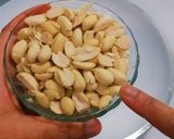 A picture of step 4 of Peanut jaggery chikki.