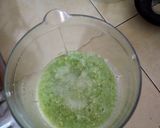 Foto del paso 4 de la receta: Salsa verde con aguacate
