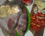 Foto langkah ke 2 dari resep Gurami asam Manis.