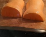 Foto langkah ke 2 dari resep Baked Butternut Squash with Ice Cream 🍨.