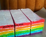 Foto langkah ke 6 dari resep Rainbow Cake Kukus Ny.Liem Super Lembut.