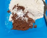 Foto langkah ke 1 dari resep Kue Ultah Coklat Murah.