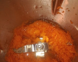 Foto del paso 1 de la receta: Tarta de zanahoria con crema de naranja en robot MC