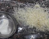 A picture of step 6 of Cheesy garlic bread with chicken chopped pallet.