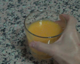 Foto del paso 6 de la receta: Bizcocho de naranja al microondas sin azúcar y sin gluten