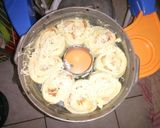 Foto langkah ke 11 dari resep Pizza roll Takaran Sendok.
