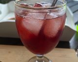 Gambar langkah 3 resipi Blackcurrant Soda.