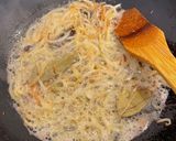 A picture of step 3 of Hari Chutney Biryani.