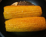 Foto del paso 4 de la receta: Mazorcas sazonadas a la plancha con Grana padano