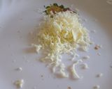 A picture of step 4 of Brawn Sausage Sandwich.