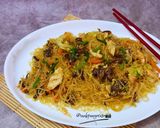 Foto langkah ke 7 dari resep Bihun Goreng Jamur Kuping.