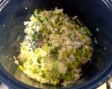 Foto del paso 2 de la receta: Pollo a la Cacerola con Papas a la Crema de Cúrcuma