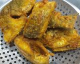 Gambar langkah 3 resipi Ikan Goreng Rangup.