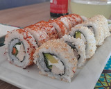 Foto del paso 3 de la receta: Sushi de pollo, palta y queso