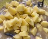 Foto langkah ke 5 dari resep Semur Ayam Kentang.