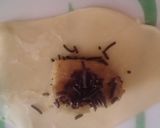 Foto langkah ke 3 dari resep Bolen Pisang Coklat Keju.