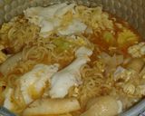 Foto langkah ke 1 dari resep Mie Instan Kuah Jamur.