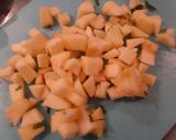 Une image de l'étape 2 de Tartare de thon et sa crème au paprika.