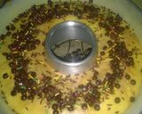 Foto langkah ke 7 dari resep Bolu Panggang Nutrijel Plain tabur Choco chip.
