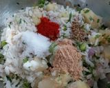 A picture of step 7 of Poha Pakoda.