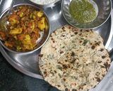 A picture of step 3 of Makka methi roti.