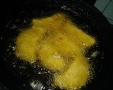 A picture of step 7 of Creamy Chicken Halfmoon Pie.