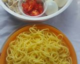 Foto langkah ke 5 dari resep Mie kuah pulau pinang by lely.