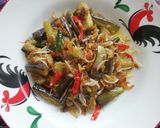 Foto langkah ke 5 dari resep Tumis Terong Tauge.