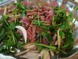 Bò xào cần tây