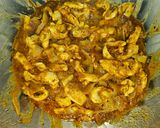 Foto del paso 4 de la receta: Arroz con pasta de curry amarillo y pollo