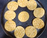 A picture of step 3 of Moong Sprouts Dahi Papdi chaat.