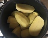 Moncsika receptje ihlette Rakott krumpli recept fázis 1 fotója