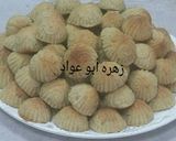 صورة لخطوة 7 من وصفة معمول بالشوفان والتمر والجوز