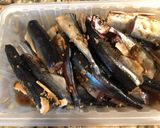 Hình bước làm 1 của món Mackerel Pike (Cá Thu Pike) kho nước dừa