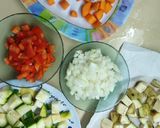 Foto del paso 2 de la receta: Fideos integrales con verduras y bifes de lomo!