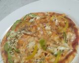 A picture of step 7 of Pizza with shawarma bread and without cheese.