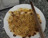 Hình bước làm 5 của món Mì trộn opla
