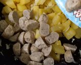 Foto langkah ke 2 dari resep Oseng-Oseng Kentang 🥔.