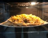 A picture of step 5 of Nachos with Cheese and Beef.